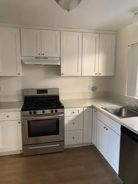 4225 Del Mar Ave, Los Angeles, CA 90029