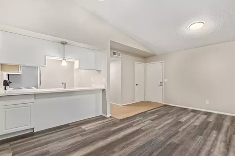 1850 N Spg, Mesa, AZ 85203