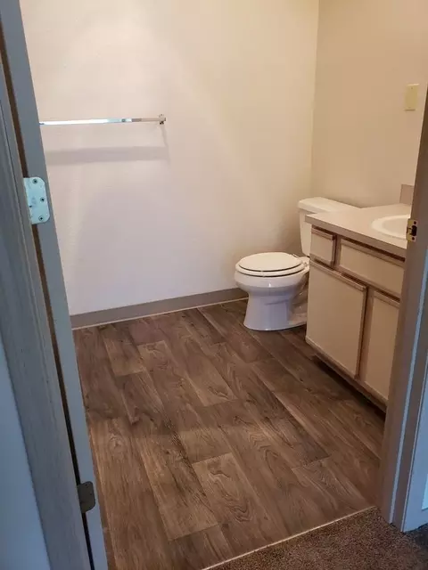 808 Pool St, Eugene, OR 97401 photo 18