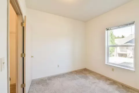 808 Pool St, Eugene, OR 97401 photo 33