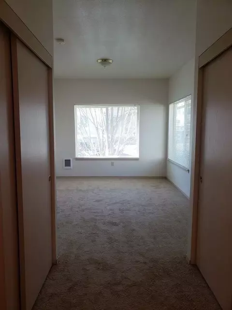 808 Pool St, Eugene, OR 97401 photo 19