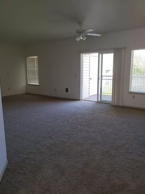 808 Pool St, Eugene, OR 97401 photo 10