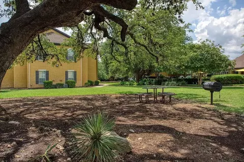 9603 Bandera Rd, San Antonio, TX 78250