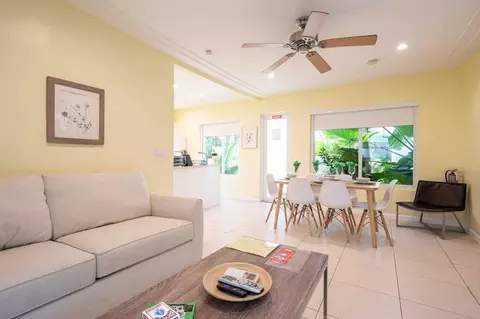 334 Oregon St, Hollywood, FL 33019
