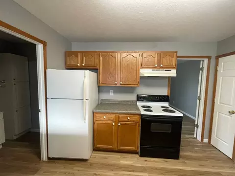 Cedar St, Brandon, IA 52210