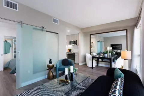 110 Constitution Dr, Menlo Park, CA 94025