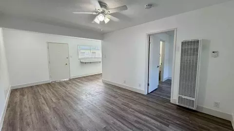 1239 Oak Grove Ave, Burlingame, CA 94010