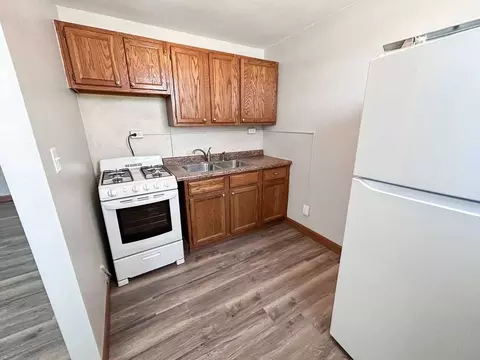 569 Cleveland Ave S, Saint Paul, MN 55116