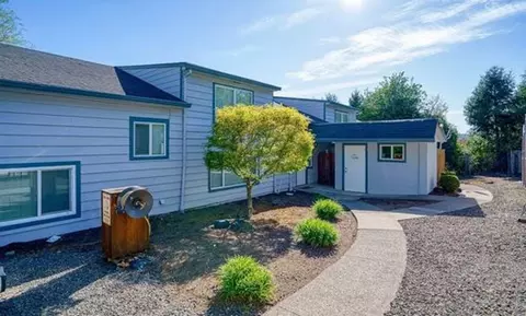 8031 SE Orient Dr, Gresham, OR 97080 photo 10