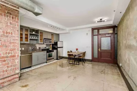 756 S Broadway, Los Angeles, CA 90014