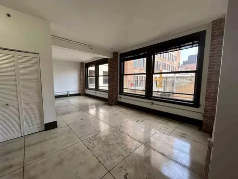 756 S Broadway, Los Angeles, CA 90014