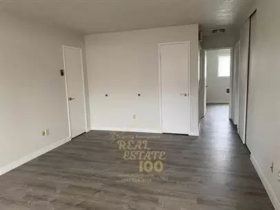 717 SW 6th St, Newport, OR 97365