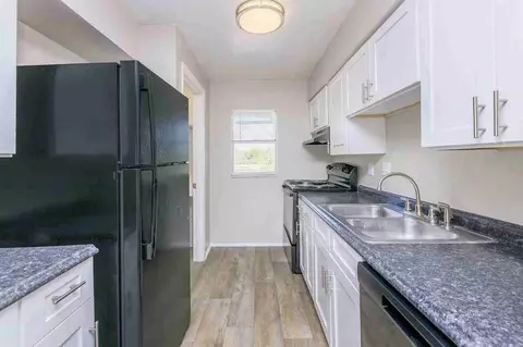 1505 W 25th St, Sanford, FL 32771