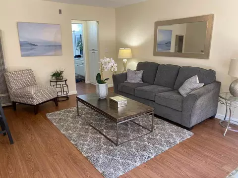 8808 Darby Ave, Los Angeles, CA 91325