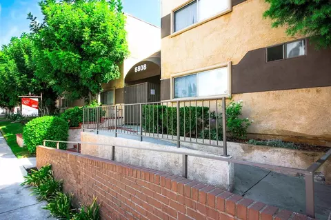 8808 Darby Ave, Los Angeles, CA 91325