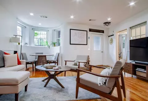 1425 P St NW, Washington, DC 20005 photo 3