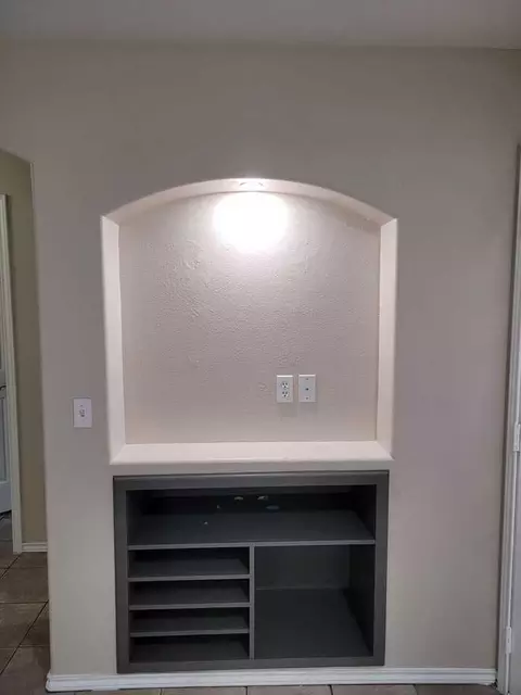 813 W Bronze Dr, Pharr, TX 78577 photo 4