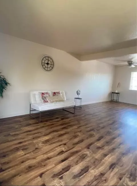 9000 Casals St, Sacramento, CA 95826