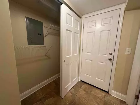 1827 S May St, Chicago, IL 60608