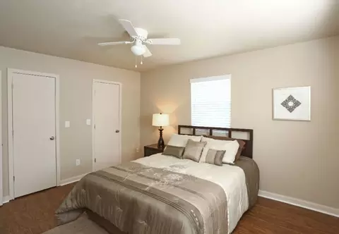 2400 W Brooks St, Norman, OK 73069 photo 11