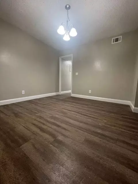 4950 Richard St, Jacksonville, FL 32207