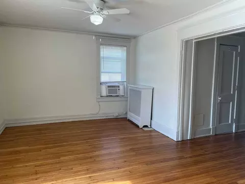 2014 Cherokee Pkwy, Louisville, KY 40204