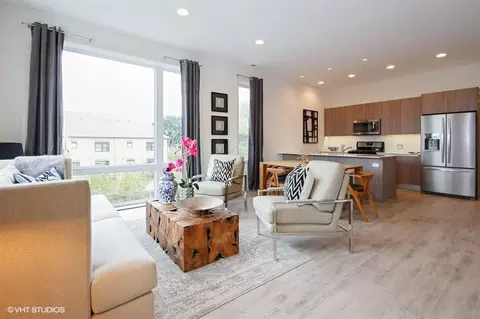 4111 N Narragansett Ave, Chicago, IL 60634