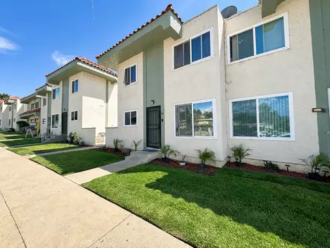 50 Dakota Dr, Ventura, CA 93001