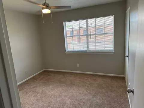 250 Cypress Ln, Greenville, MS 38701