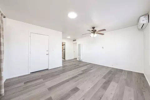 584 Villa Ave, Clovis, CA 93612 photo 2