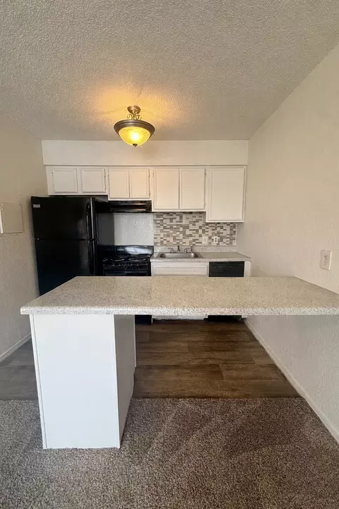 1050 E 141st St S, Glenpool, OK 74033