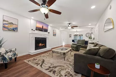 82 Vanessa Dr SE, Smyrna, GA 30082