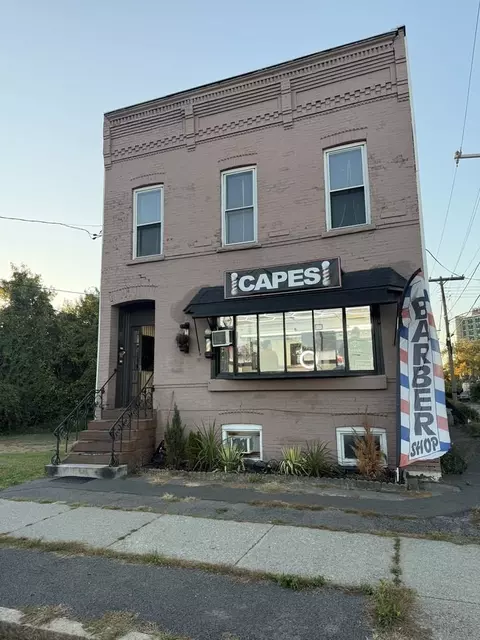 6 W Lawrence St, Albany, NY 12206