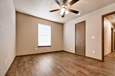 Willow Dr, Centerton, AR 72719