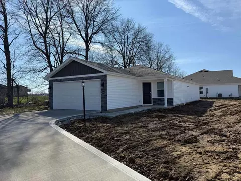 3782 Thunderhawk Pass, Fort Wayne, IN 46818