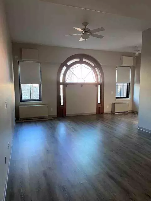 585 Main St, Melrose, MA 02176