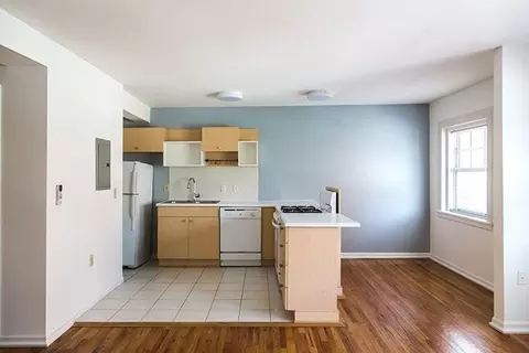 601 E Armour Blvd, Kansas City, MO 64109