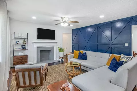 2100 Cascade Rd SW, Atlanta, GA 30311