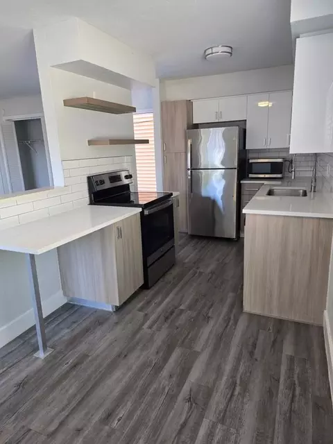 11141 Springhollow Rd, Oklahoma City, OK 73120