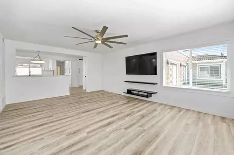 483 S Pine St, Orange, CA 92866