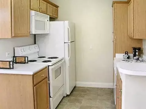 1633 E Bianchi Rd, Stockton, CA 95210 photo 5