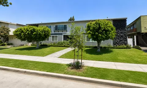 919 E Acacia Ave, Glendale, CA 91205
