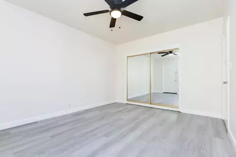 122 S Berendo St, Los Angeles, CA 90004
