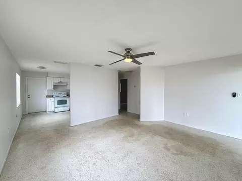 2912 24th St W, South Bradenton, FL 34205