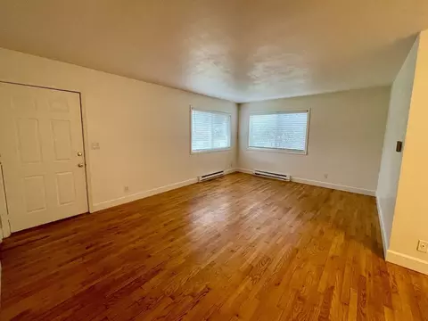 4955 SW Lombard Ave, Beaverton, OR 97005