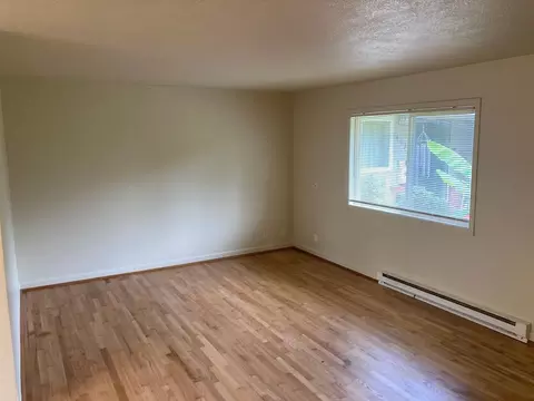 4955 SW Lombard Ave, Beaverton, OR 97005 photo 1