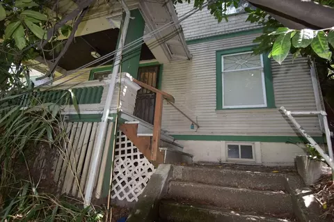 1338 Lakeview Blvd E, Seattle, WA 98102