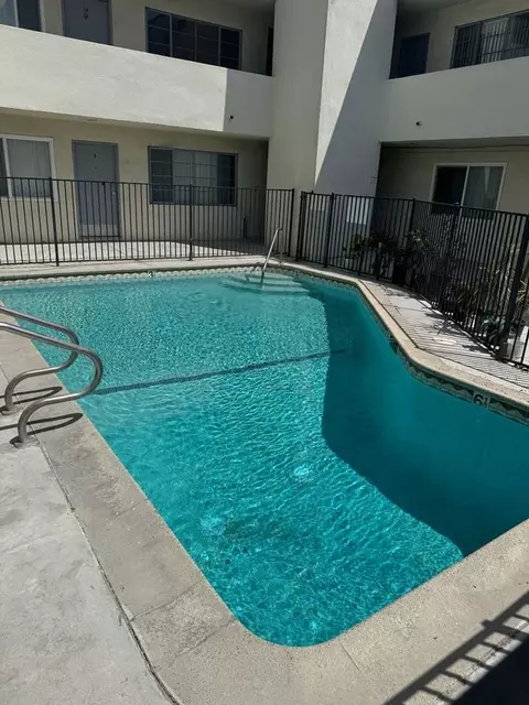 323 Marine St, Santa Monica, CA 90405