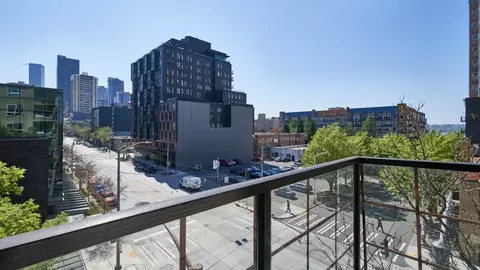 2515 4th Ave, Seattle, WA 98121 photo 21