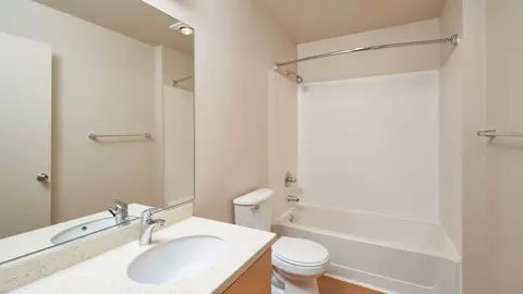 2515 4th Ave, Seattle, WA 98121 photo 23